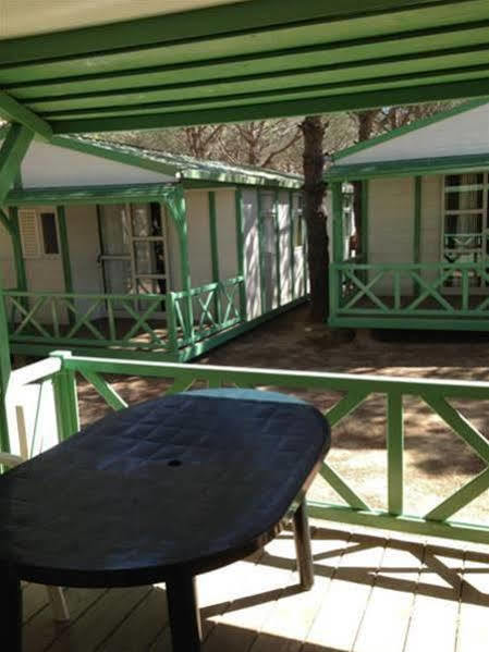 Camping Neptuno Hotell Pals Exteriör bild